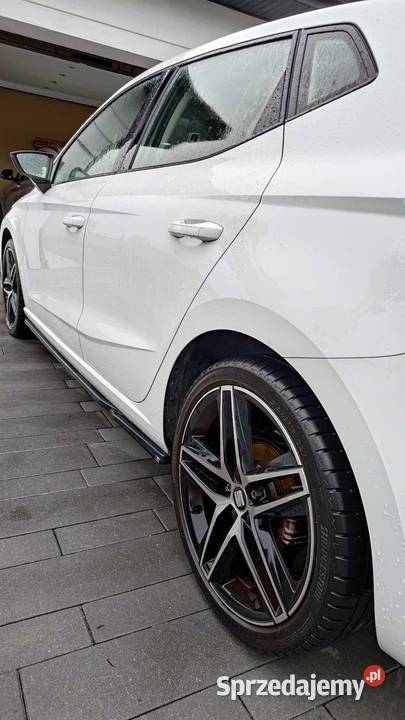 Seat Ibiza V 15 FR Maxton Opony Alcantara i Tarnów