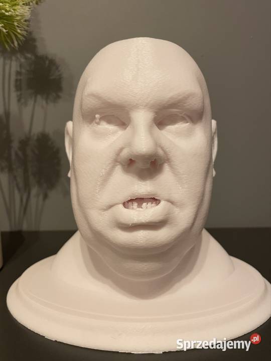 Figurka Krzysztof Kononowicz 20 Białystok