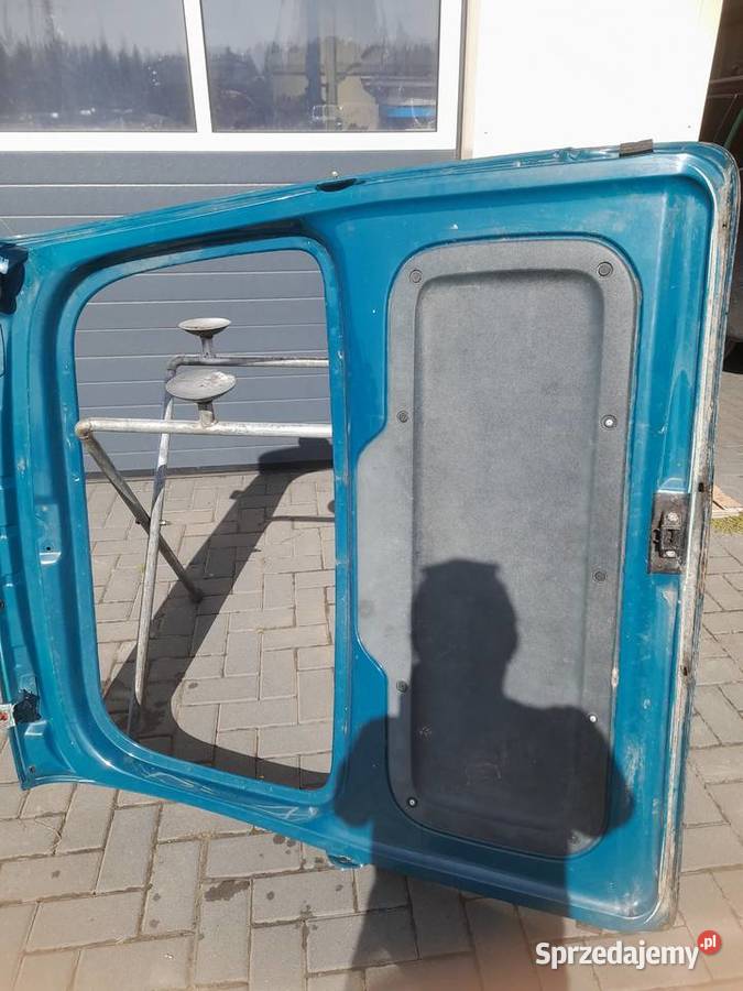 TYLNA KLAPA RENAULT KANGOO 2003