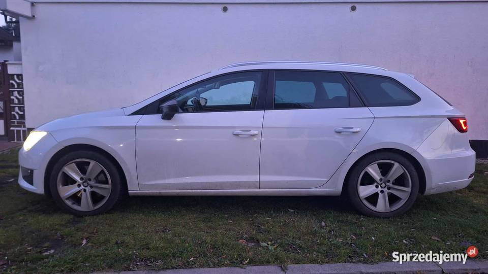 SEAT LEON KOMBI FR 20 TDI AUTOMAT Opalenica