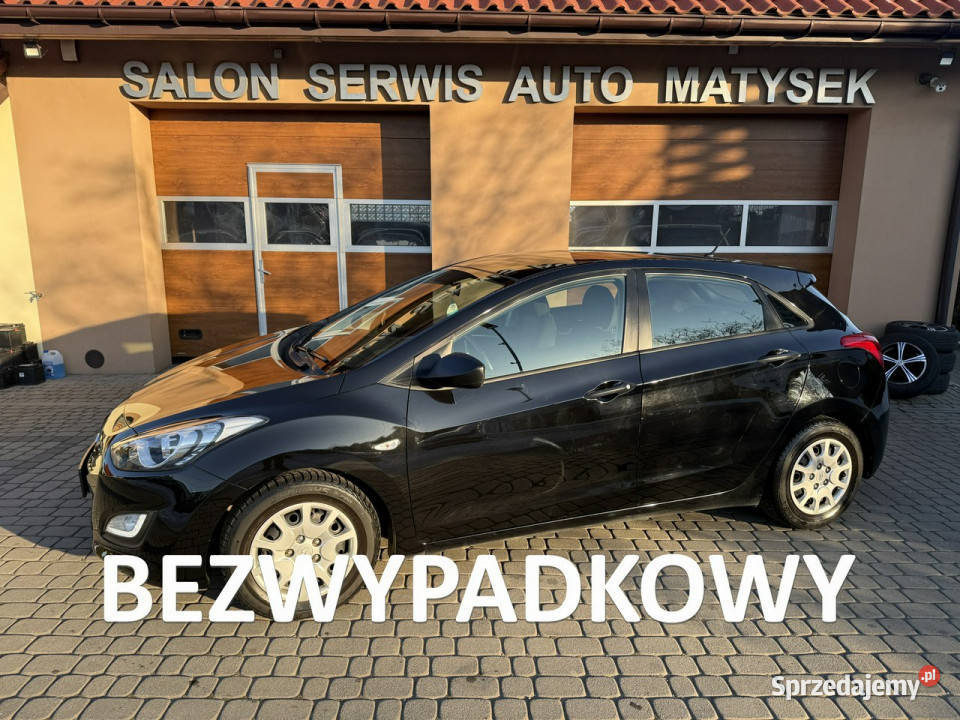 Hyundai i30 14 100 Klima Serwis Koła latozima II nieuszkodzony Orzech