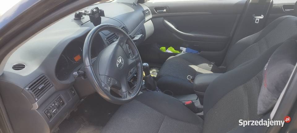 Toyota Avensis t25 18 vvti zarejestrowana Trzcianka sprzedam