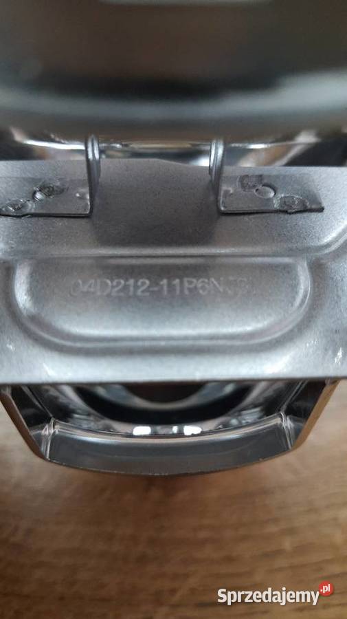 Soczewka odbłyśnik lampy Toyota Prius 3 depo Tarnobrzeg sprzedam