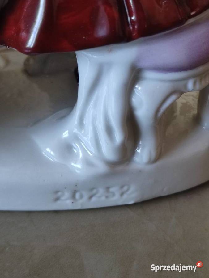 Figurka porcelana koronki Niemcy lata 6070 te Janów Lubelski sprzedam