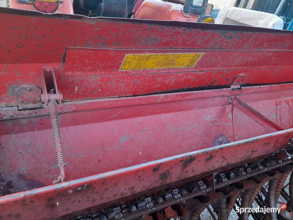 Siewnik do zboża 17 lejkowy Uszew