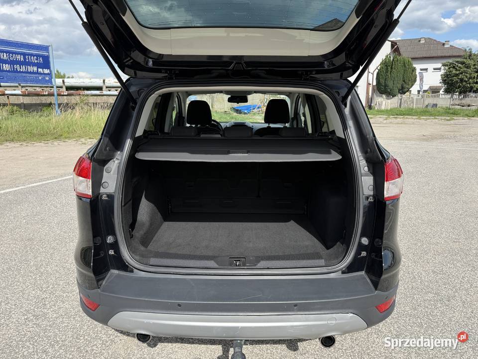 Ford Kuga 15 BENZYNA Klimatronik Nawigacja nieuszkodzony