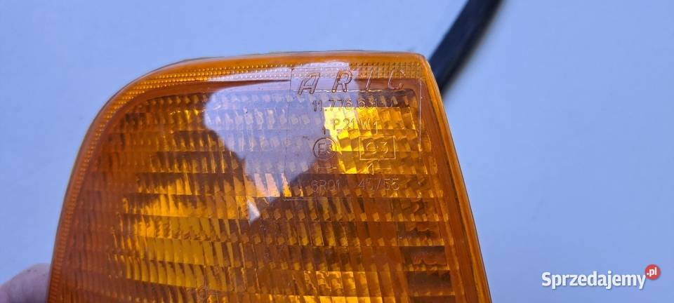Kierunkowskaz prawy pomarańczowy Audi 80 B3 NOWY Luzino