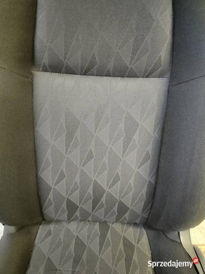 Fotel Lewy Prawy Peugeot 301 Citroen C Elysee osobowe Pleszew sprzedam