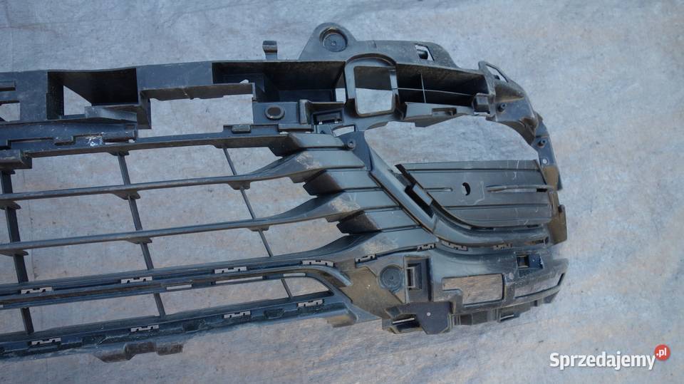 RENAULT ESPACE V 5 KRATKA ŚRODKOWA ZDERZAKA Ruda Śląska
