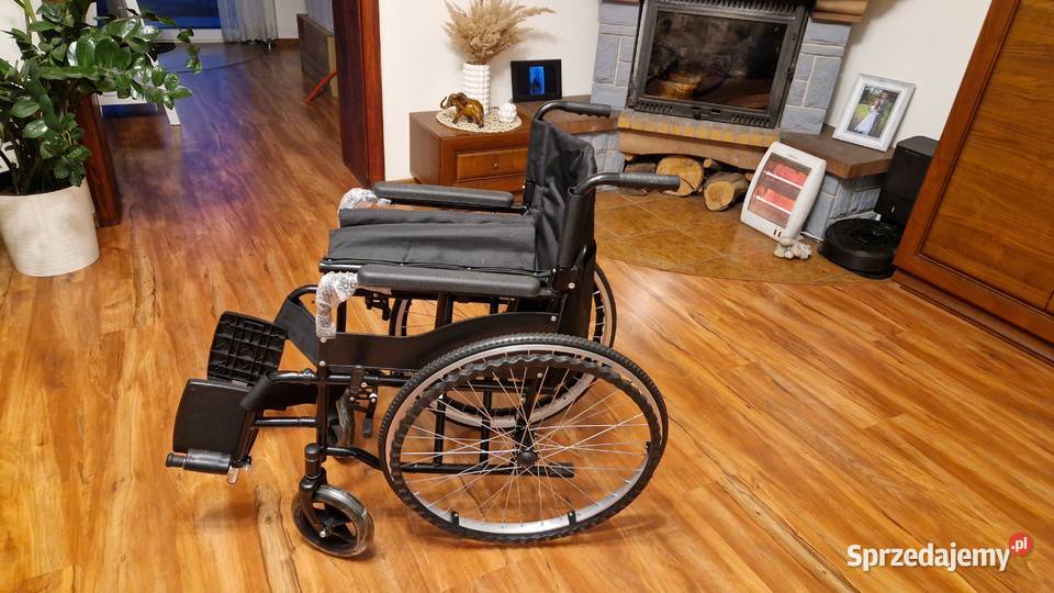 NOWY wózek inwalidzki składany zgrabny lekki