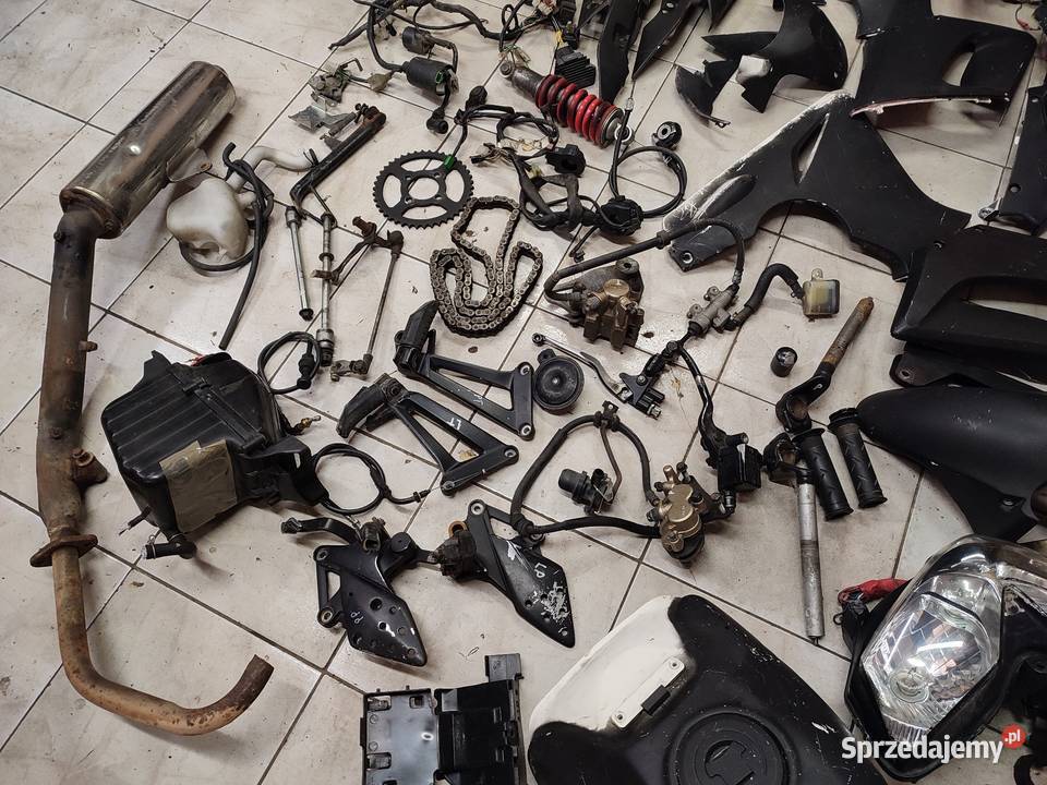 Honda CBR 125 JC34 2004r części lagi lampa bak Pozostałe dolnośląskie Jelenia Góra