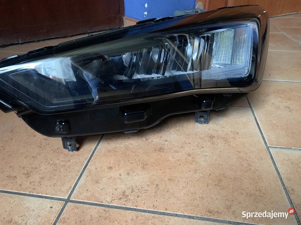 Lampa lewa FUL LED SEAT LEON IV 5FB941005D nowa Margonin