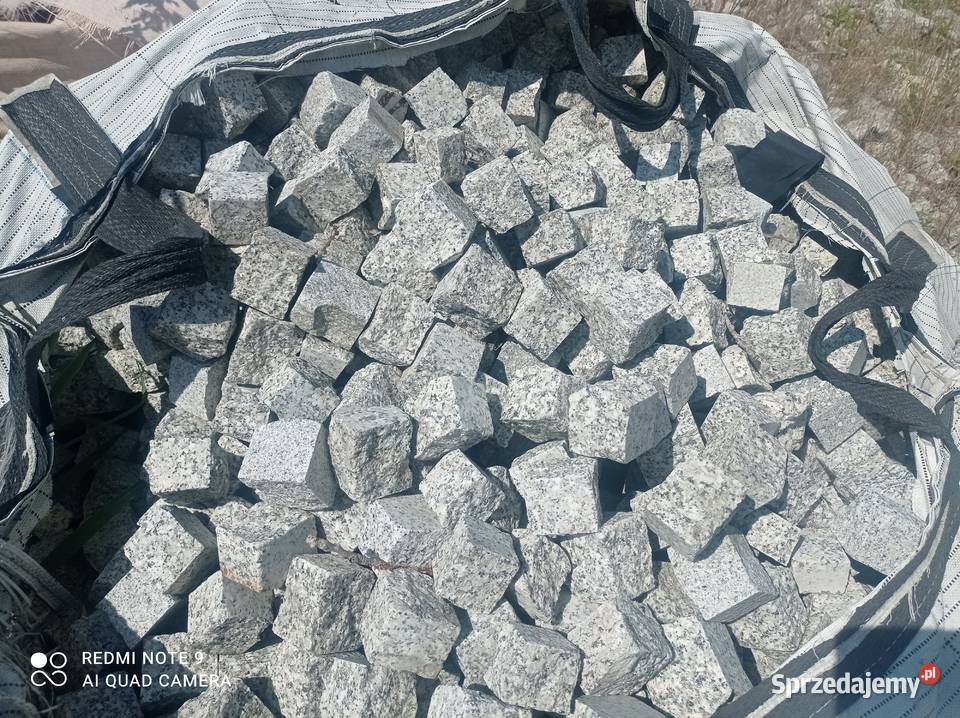 ostka granitowa szara 46 góra cięta płomboki Strzegom