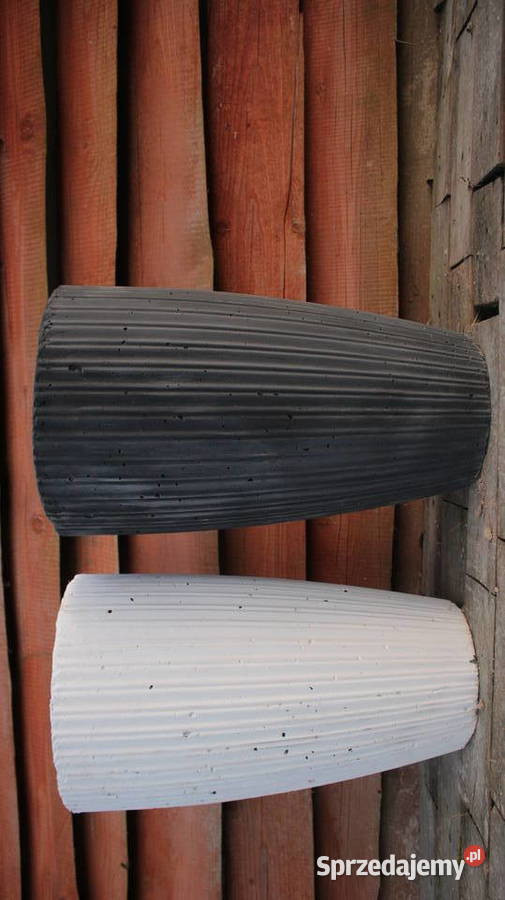 Figury rzeźby ogrodowe betonowe donica Goliszów