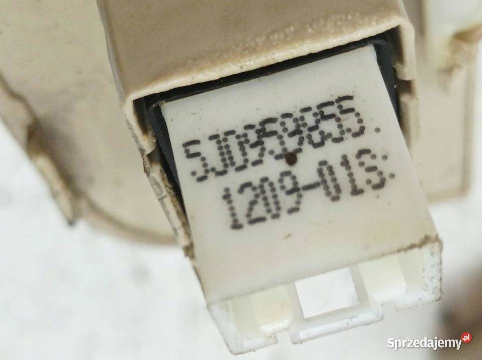 PRZEŁĄCZNIK SZYB PRZÓD LEWY PRAWY KOMPLET Skoda