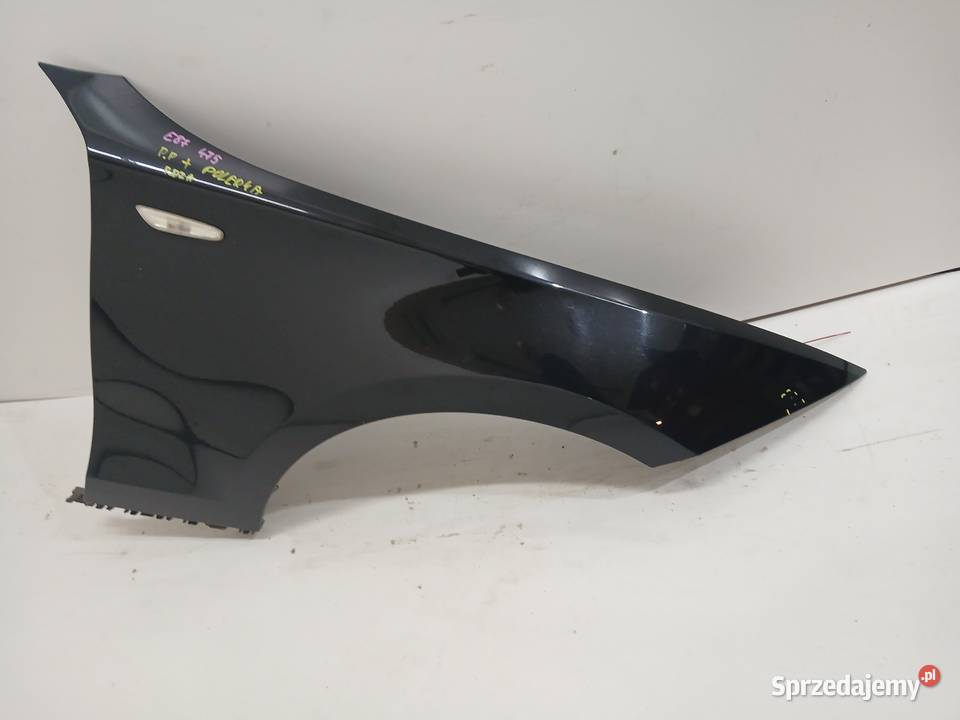 BŁOTNIK PRAWY PRZEDNI BMW E87 4759 BLACK Strzyżewice