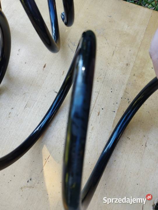 Mercedes W 176 Składa sprężyny tylne Sprężyny zawieszenia Brzeziny