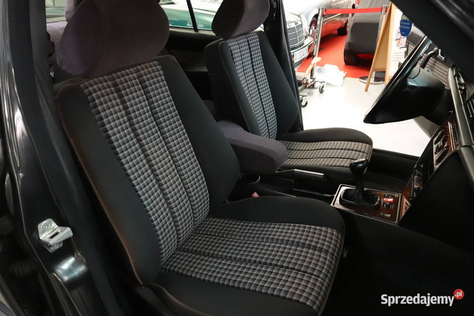 Mercedes 190E W201 18 1993 wyjątkowy egzemplarz radio łódzkie