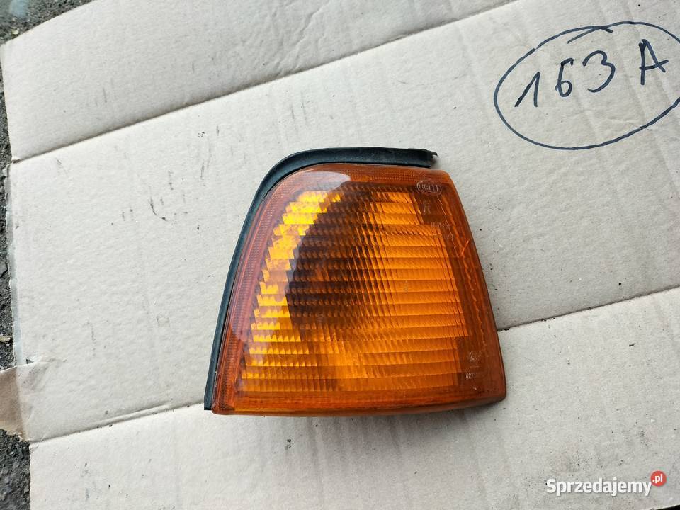 AUDI 80B3 80 B3 KIERUNKOWSKAZ PRAWY lubelskie Kamień-Kolonia