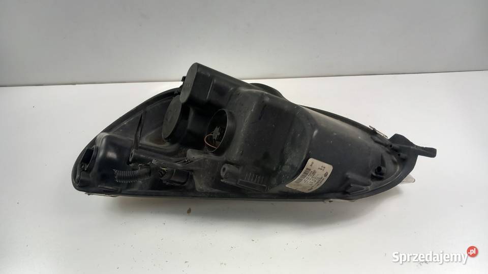 FORD S MK1 LAMPA PRZÓD PRAWA osobowe Zbierkowo