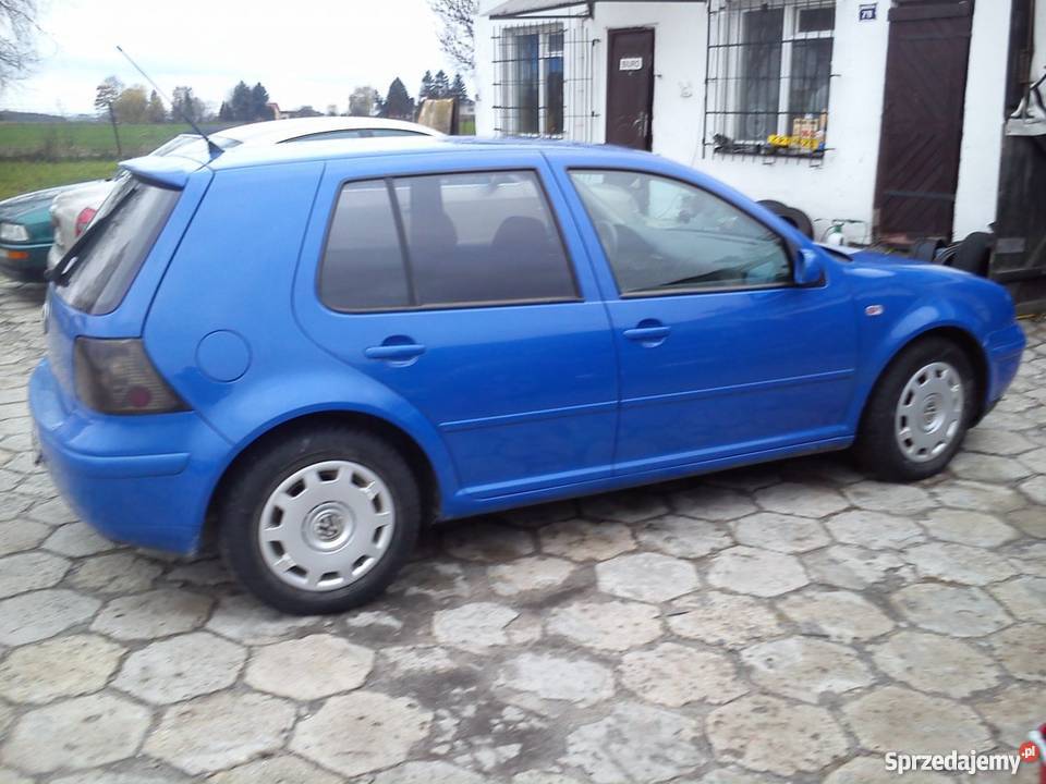 Na sprzedaż Volkswagen Golf niebieski Hrubieszów