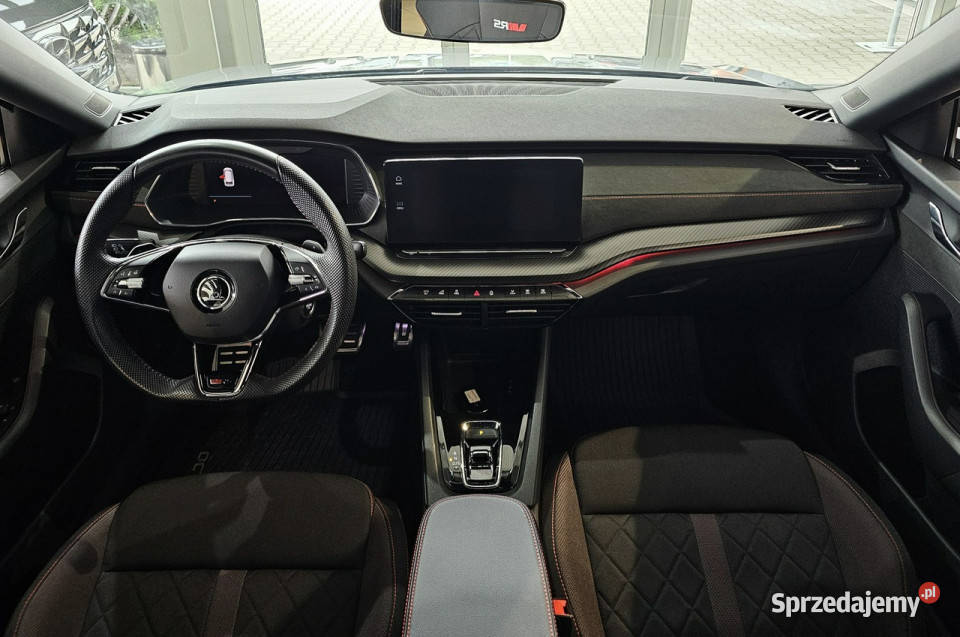 koda Octavia RS 20TSI 245 2024 1WŁ SalonPL czujnik zmierzchu Kielce
