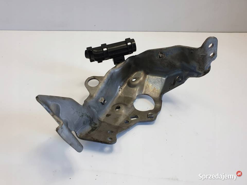 Mercedes W205 30 V6 OSŁONA POMPY PALIWA Uchwyt Chełm