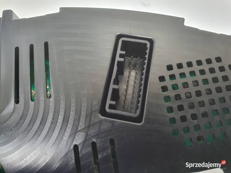 Renault Megane III benzyna LICZNIK ZEGARY Europa Rudka