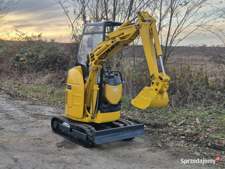 Koparka KOMATSU PC10UU