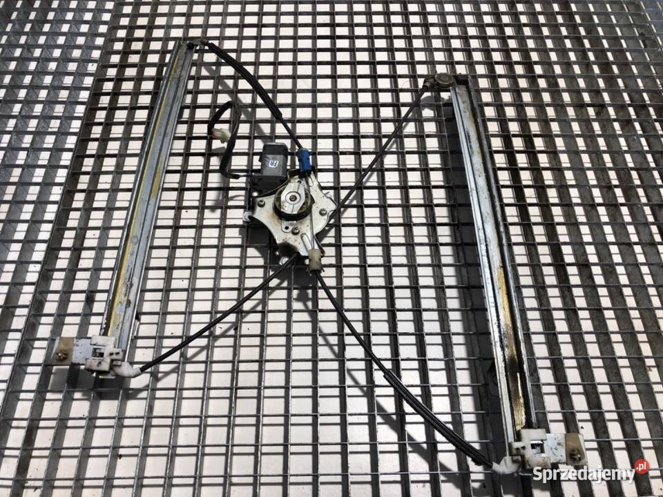 PODNOŚNIK SZYBY PRAWY PRZÓD TATA SAFARI SUV