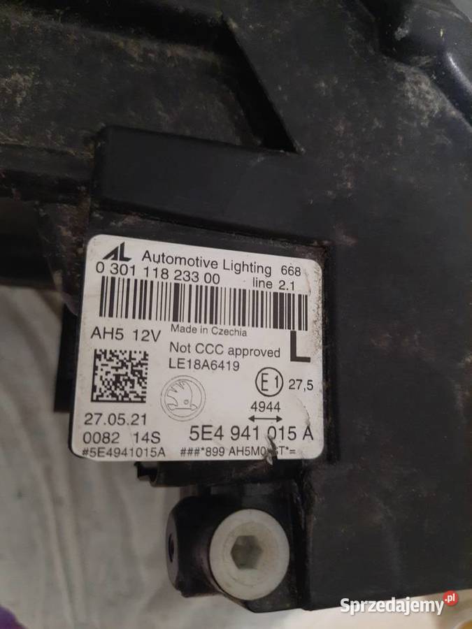 Lampa skoda octavia lewa 5E4941015A Led vwag osobowe Mielec