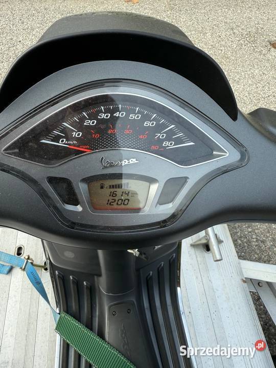 SPRZEDAM SKUTER VESPA S LIMITED 50 3KM Wilkowice