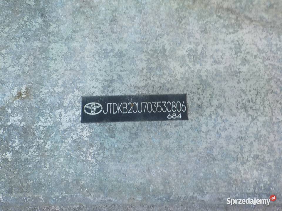 TOYOTA PRIUS II 15 VVTI 09r HB 5D belka zderzaka mazowieckie Suków