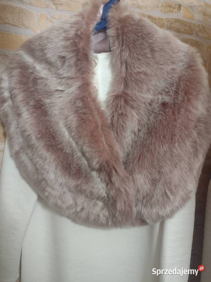 Wytworna ogromna różowa etola z Madrytu szal