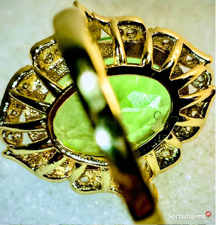 Piękny Złoty Niepowtarzalny Pierścionek z sprzedam
