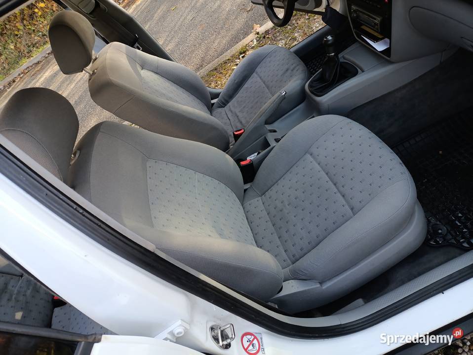 Fotele Kanapa WV Passat B5 ładne Komplet Wojcieszów