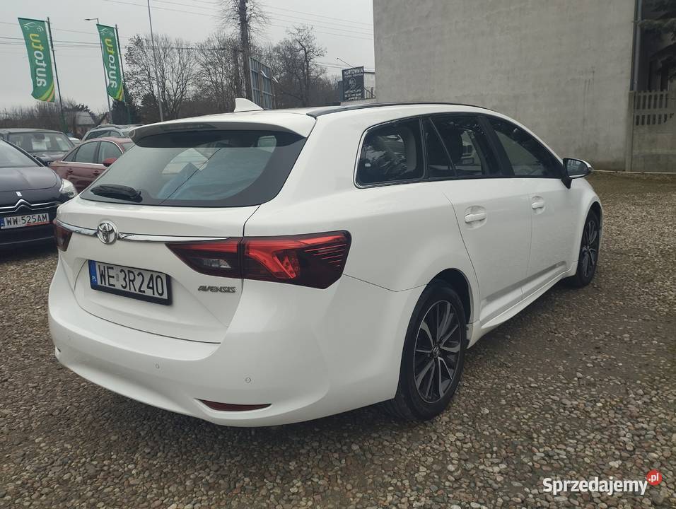 Toyota Avensis 20 D Salon Polska 2017 relingi dachowe Warszawa