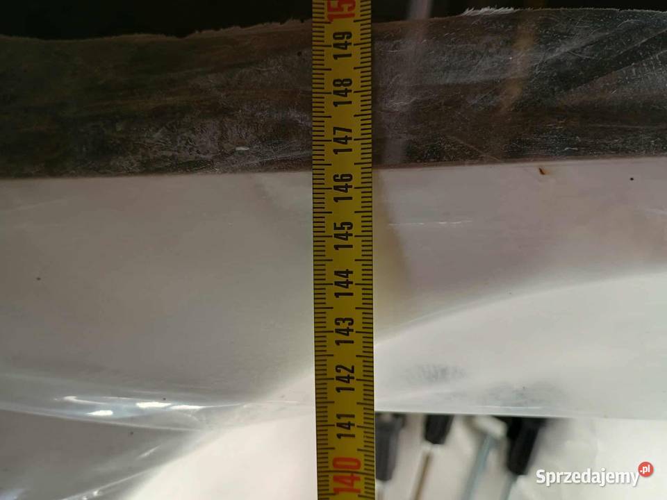 Wanna asymetryczna nowa lewa z folią Tuliszków