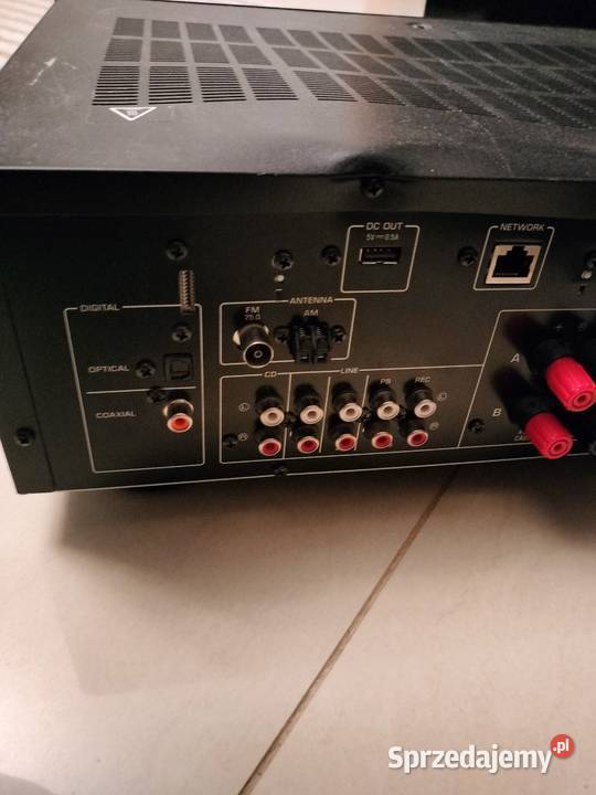 Amplituner sieciowy Yamaha RN 301 Amplitunery