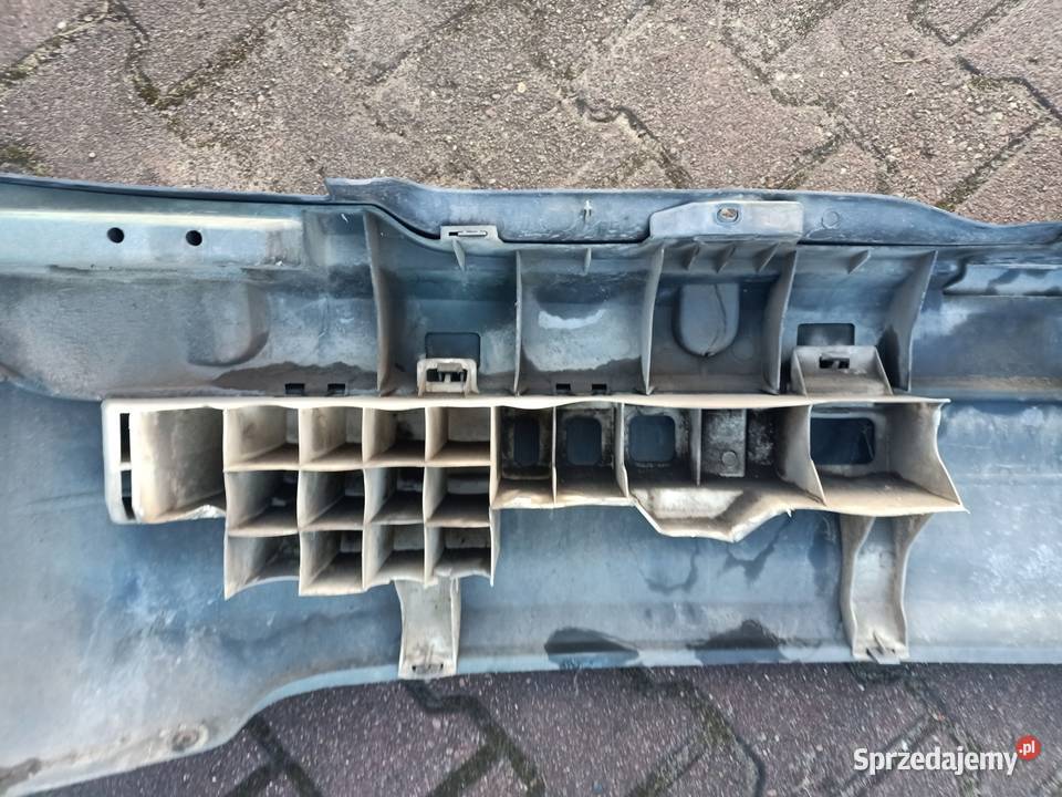 Zderzak tył tylny renault Clio 2 lift NV926 części blacharskie Szczecin