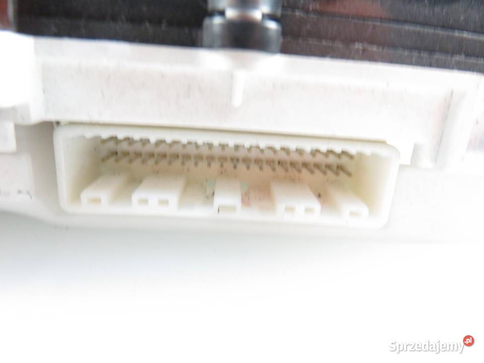 LICZNIK COROLLA Verso 18 8380013130 2574108770