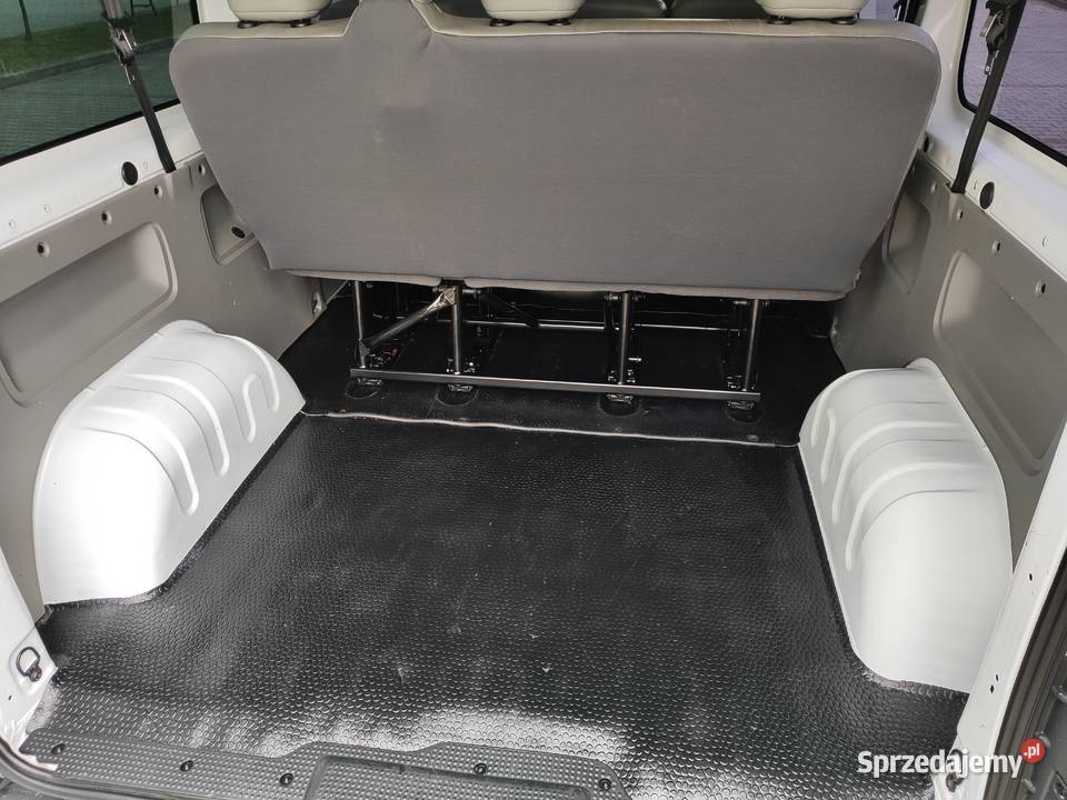 Opel Vivaro Long 9 osób z Niemiec Nawiewy Wójtostwo sprzedam
