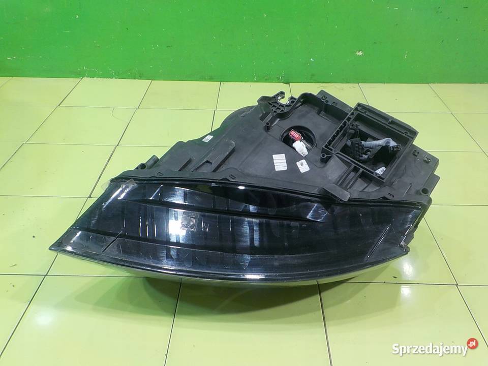 AUDI A5 8T 20 TFSI 10r CABRIO 2D XENON lampa