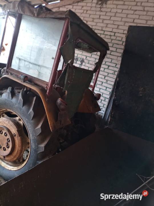 Sprzedam ciągnik c330 Andrzejewo