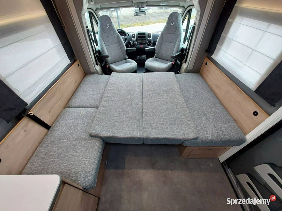 samochody kempingowe Dethleffs Just Camp T6762 Gaj