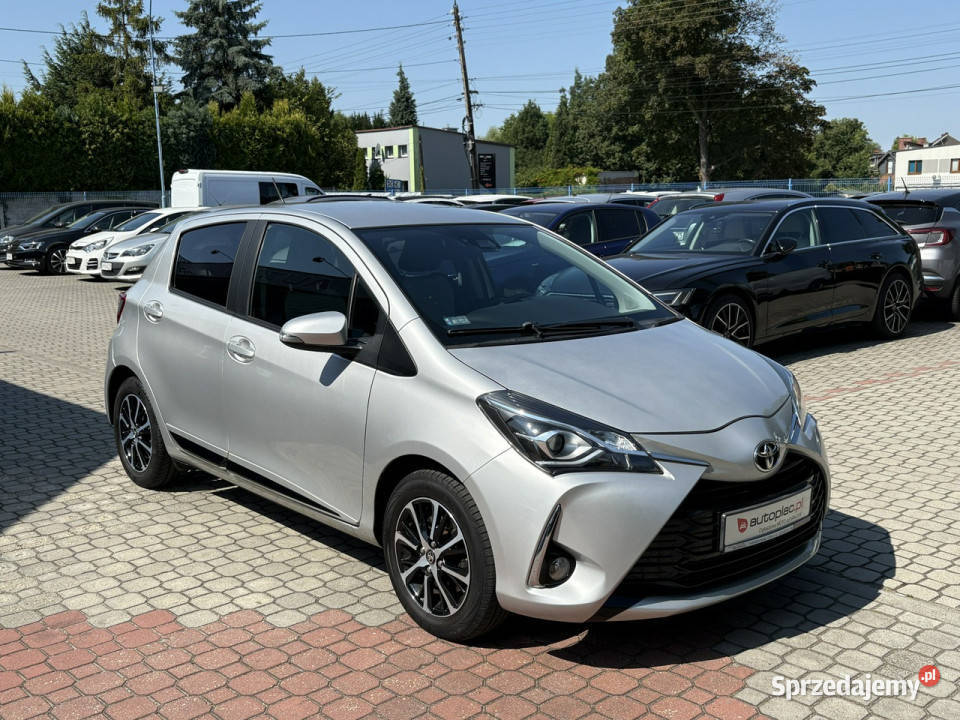 Toyota Yaris 20182019 Premium Salon PolskaKamera Tarnowskie Góry sprzedam