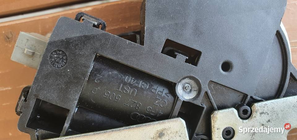 4F5 827 505D zamek klapy bagażnika audi vw Słupsk