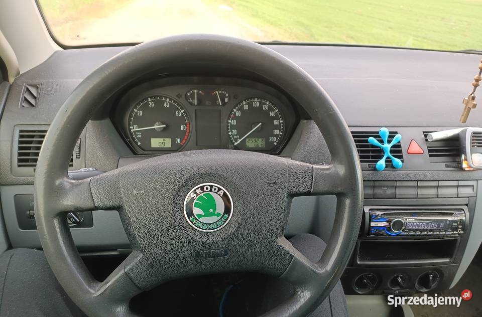 mam na sprzedaż Skodę fabie sprzedam