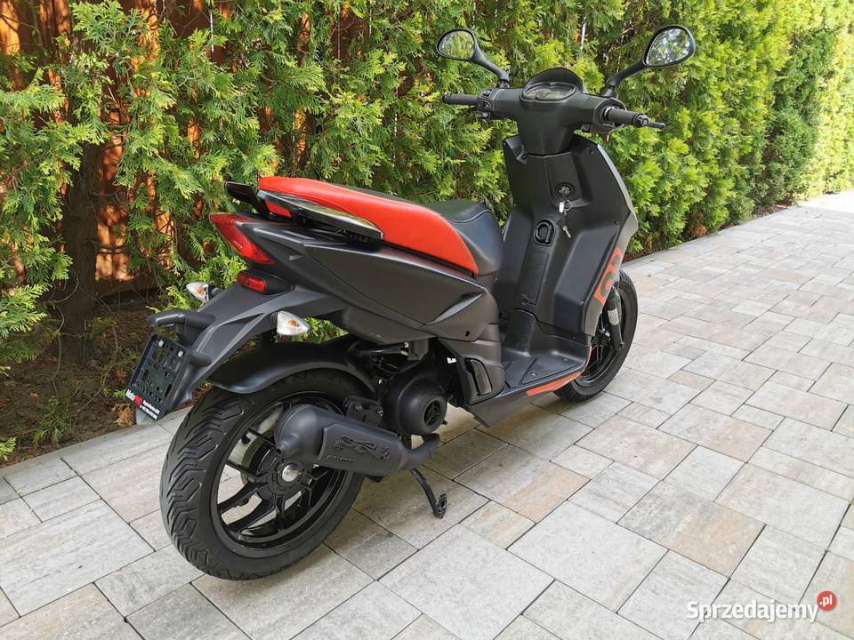 Aprilia SR 50 2T Motard sprowadzony Tarnów