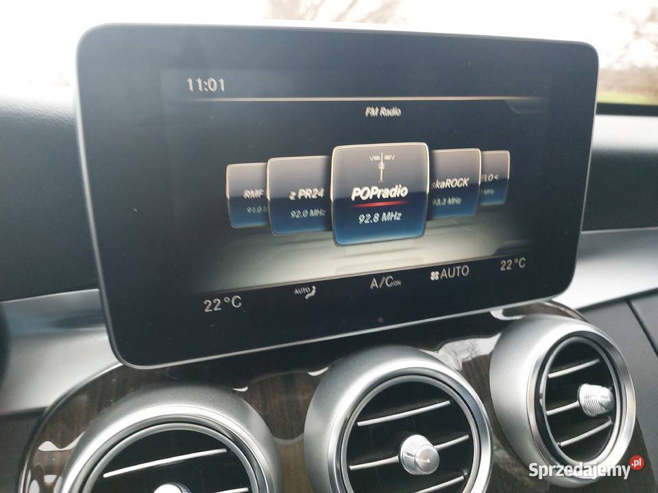 Mercedes C350e 279KM